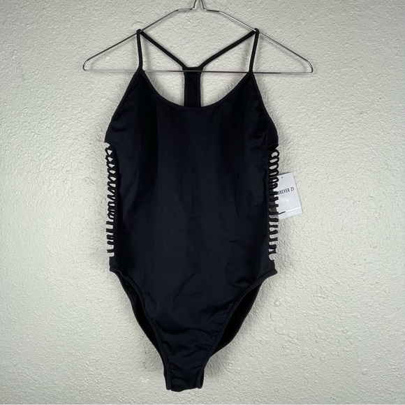 Forever 21 Tops - Forever 21 Black Cut-out No Snap bodysuit NWT
